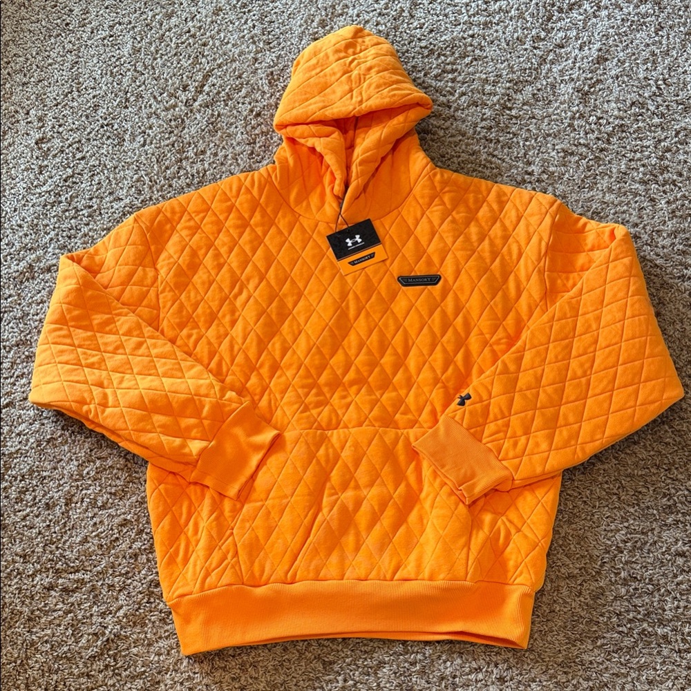 NWT XL Under Armour Bright Orange Quilted Pullover